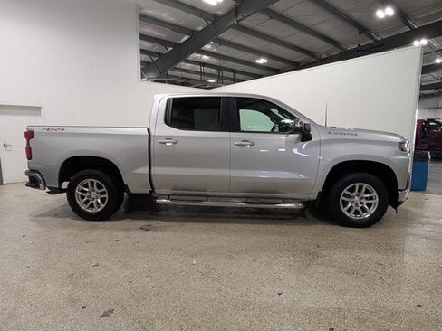 Used 2021 Chevrolet Silverado 1500 LT image 2