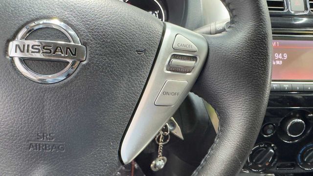 Used 2018 Nissan Versa Note SV FWD image 29