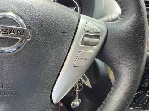 Used 2018 Nissan Versa Note SV FWD image 29
