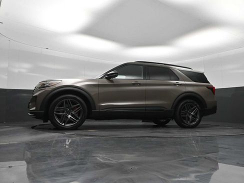 New 2026 Ford Explorer ST image 30
