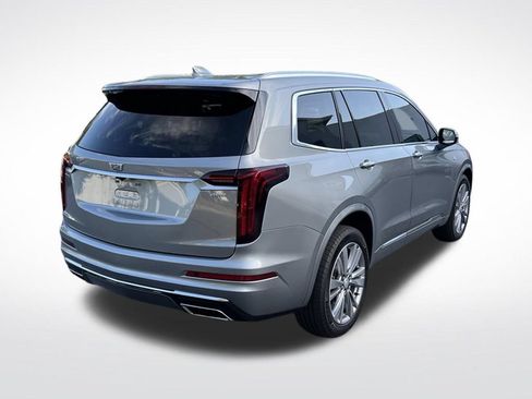 Used 2023 Cadillac XT6 Premium Luxury FWD image 6