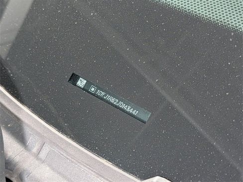 Used 2018 Chevrolet Camaro ZL1 image 38