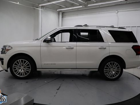 Certified 2024 Ford Expedition Platinum AWD/4WD image 7