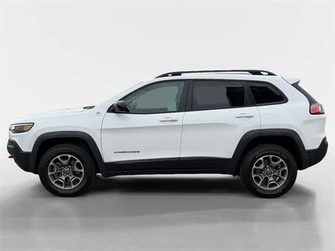 Used 2022 Jeep Cherokee Trailhawk image 8