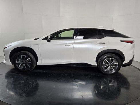Certified 2024 Lexus RZ 450e Premium image 3