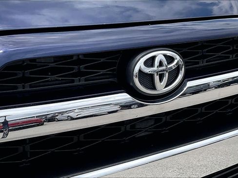 Used 2019 Toyota 4Runner Limited RWD image 29