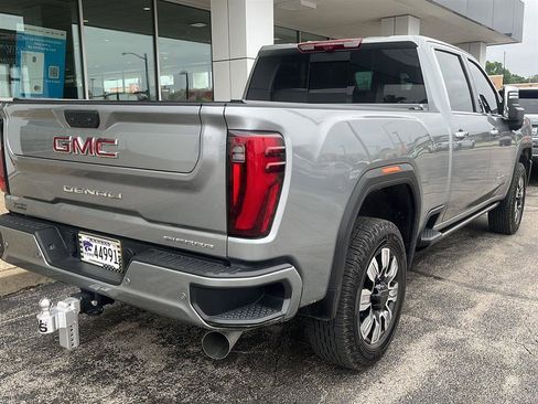 Used 2025 GMC Sierra 2500 Denali w/ Denali Reserve Package AWD/4WD image 5