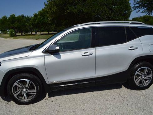 Used 2018 GMC Terrain SLT FWD image 7