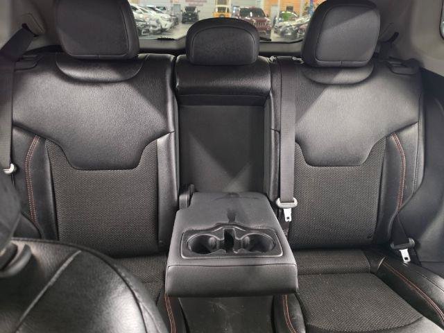 Used 2019 Jeep Compass Trailhawk w/ Cold Weather Group AWD/4WD image 36