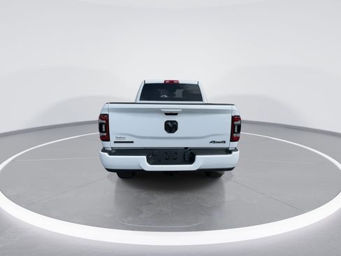 Used 2024 RAM 2500 Big Horn w/ Night Edition AWD/4WD image 7