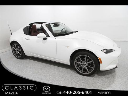 Used 2019 MAZDA MX-5 Miata RF Grand Touring image 1