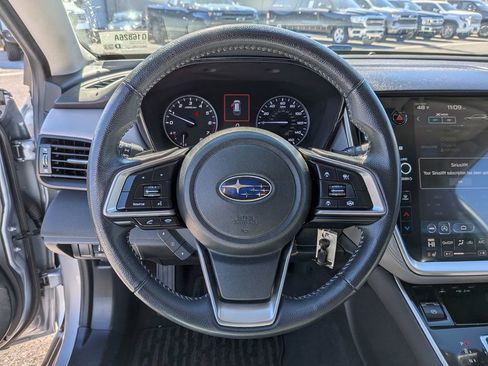 Used 2020 Subaru Outback Premium image 18