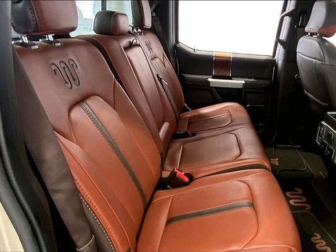 Used 2018 Ford F150 King Ranch w/ Equipment Group 601A Luxury AWD/4WD image 20