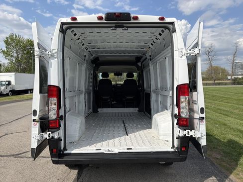 Used 2023 RAM ProMaster 2500 image 29