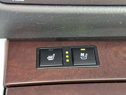 Used 2013 Lexus GS 350 w/ Premium Pkg RWD image 17