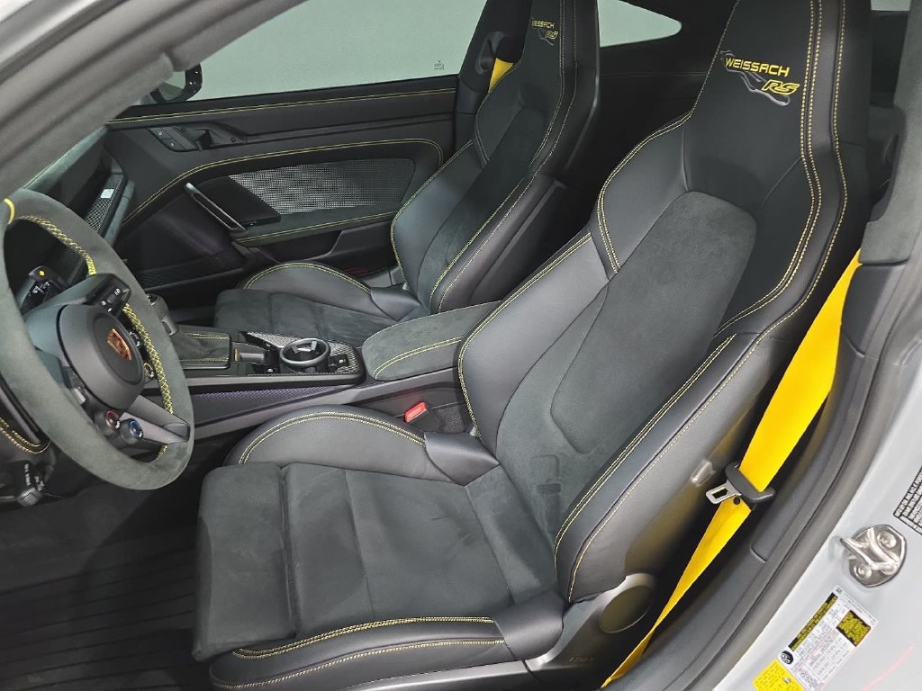 Certified 2025 Porsche 911 GT3 RS RWD image 5