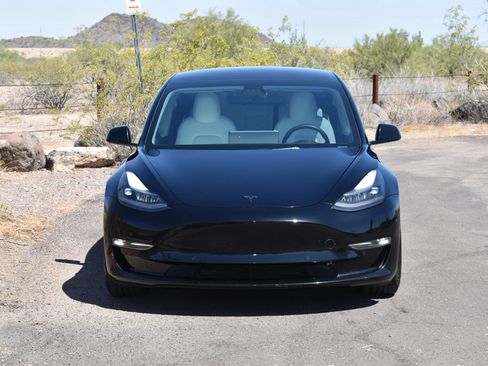 Used 2022 Tesla Model 3 Performance AWD/4WD image 2