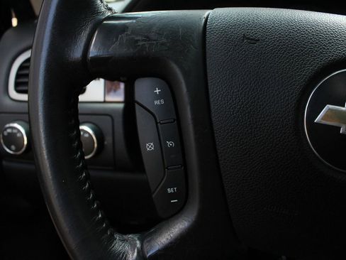 Used 2007 Chevrolet Avalanche LT w/ LT Preferred Equipment Group AWD/4WD image 30