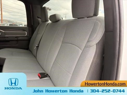 Used 2022 RAM 2500 Big Horn w/ Cold Weather Group AWD/4WD image 16