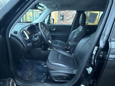 Used 2015 Jeep Renegade Limited image 11