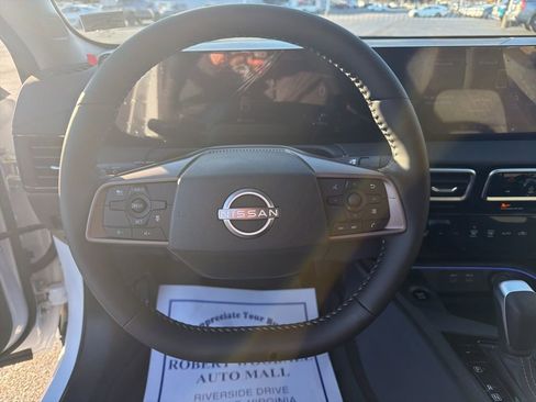 New 2026 Nissan Sentra SV w/ SV Convenience Package FWD image 10