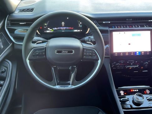 New 2025 Jeep Grand Cherokee Trailhawk image 14