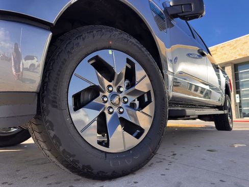 New 2025 Ford F150 Lightning Flash AWD/4WD image 73