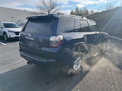 Used 2019 Toyota 4Runner SR5 image 6