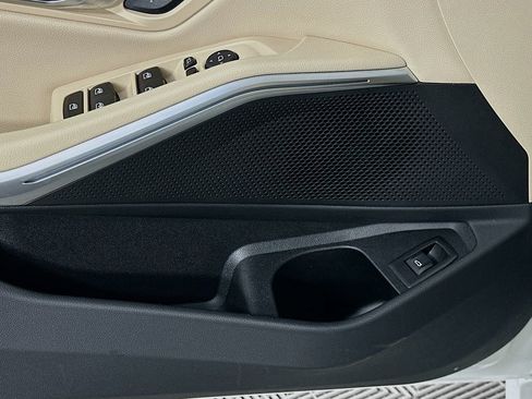 Certified 2024 BMW 330i Sedan w/ Premium Package image 19