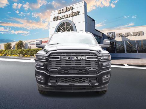 New 2026 RAM 2500 Big Horn AWD/4WD image 12