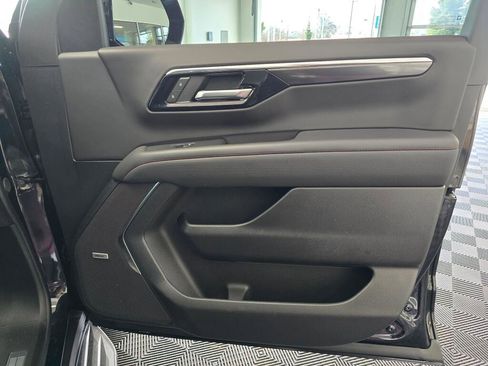 Used 2025 Chevrolet Tahoe RST w/ RST Performance Edition image 44