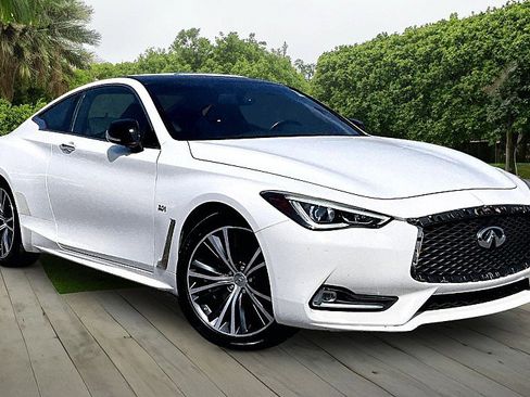Used 2018 INFINITI Q60 3.0t Luxe image 21