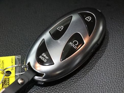 Used 2024 Hyundai Elantra Limited FWD image 33