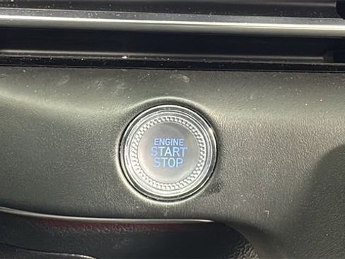 Used 2025 Genesis GV80 2.5T Standard image 24