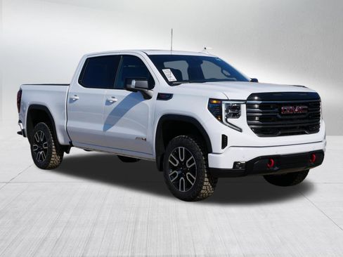 New 2026 GMC Sierra 1500 AT4 w/ AT4 Premium Package image 7