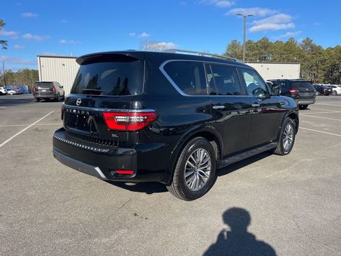 Used 2024 Nissan Armada SL AWD/4WD image 6