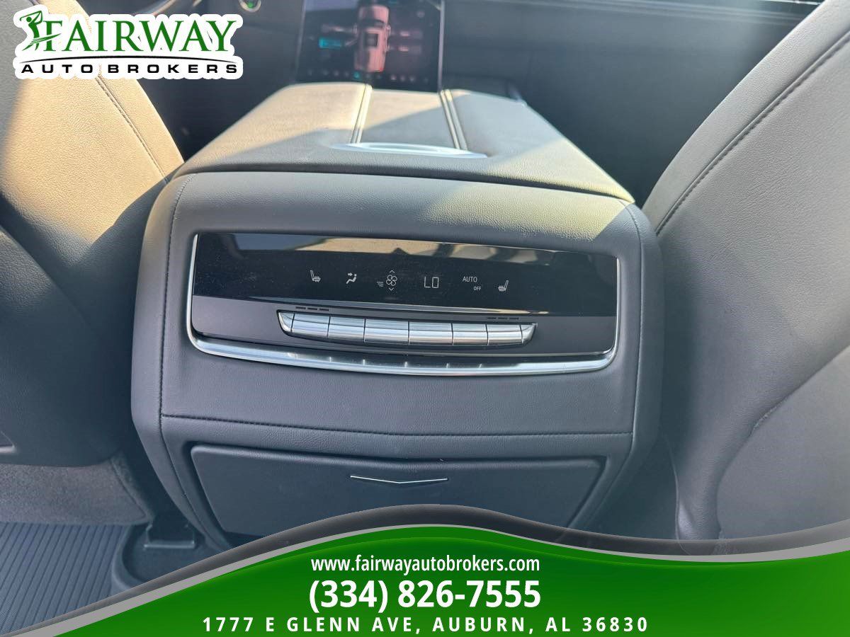 Used 2025 Cadillac Escalade Sport w/ Touring Package AWD/4WD image 29
