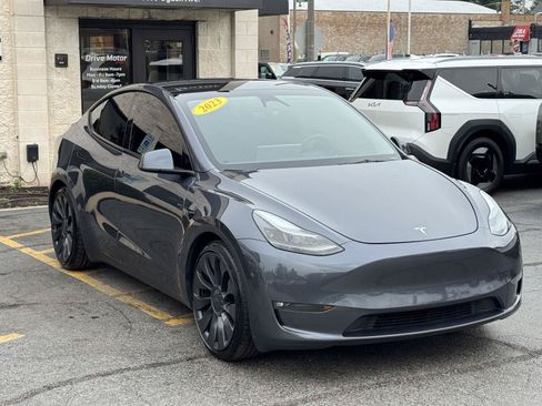 Used 2023 Tesla Model Y Performance AWD/4WD image 14