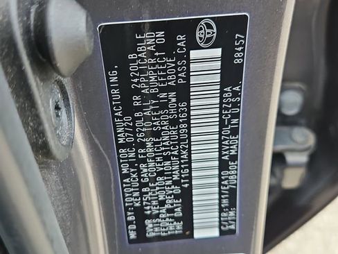 Used 2020 Toyota Camry SE image 32