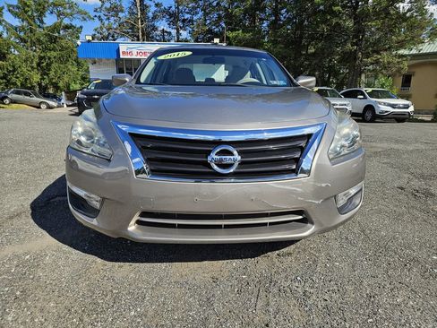 Used 2015 Nissan Altima 2.5 S w/ Sport Value Package FWD image 8