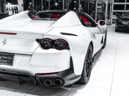 Used 2023 Ferrari 812 GTS RWD image 51