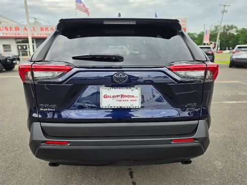 Used 2023 Toyota RAV4 XLE Premium AWD/4WD image 6