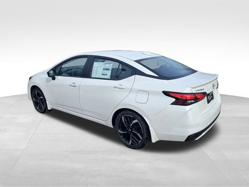 New 2025 Nissan Versa SR w/ Trunk Package image 3