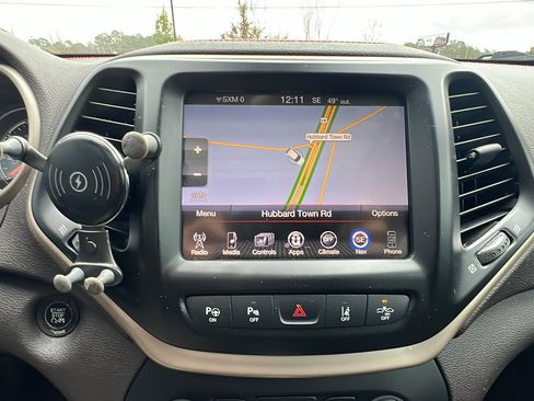 Used 2014 Jeep Cherokee Trailhawk w/ Technology Group image 33