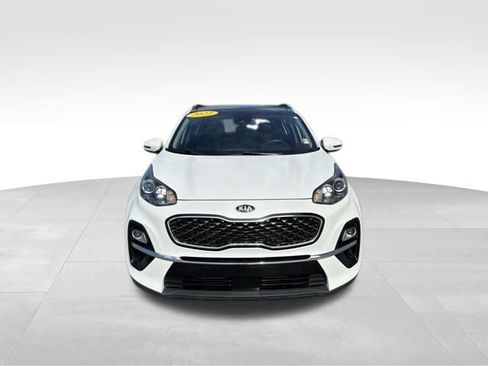 Used 2022 Kia Sportage EX w/ EX Technology Package image 2