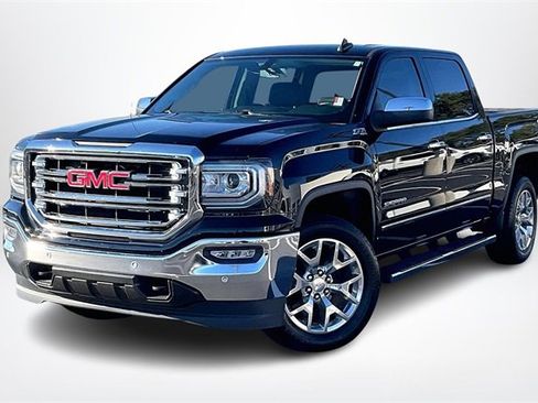 Used 2018 GMC Sierra 1500 SLT w/ SLT Premium Package image 2