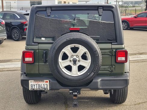 Used 2021 Jeep Wrangler Sport S image 5