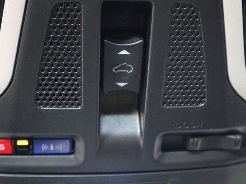 Used 2022 Subaru Legacy Limited image 25