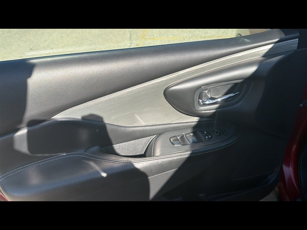 Used 2016 Nissan Murano S AWD/4WD image 7