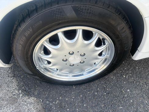 Used 1998 Mercedes-Benz SL 500 image 5